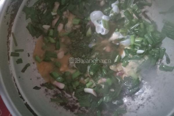 蒜苗炒鸡蛋的做法图解5
