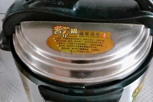 玉米骨头汤的做法图解5