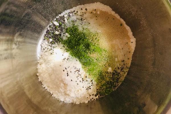 酸奶抹茶蔓越莓司康的做法图解1