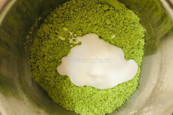 酸奶抹茶蔓越莓司康的做法图解4