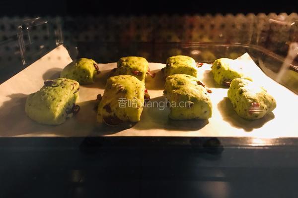 酸奶抹茶蔓越莓司康的做法图解12