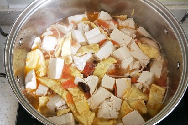 番茄菌菇豆腐汤的做法图解6