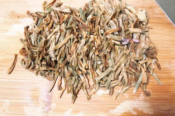 干豆角蒸腊肉的做法图解3
