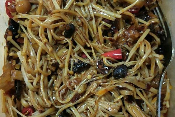老干妈拌金针菇杏鲍菇的做法图解5