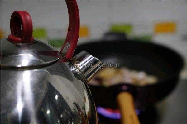酸萝卜黑鱼片的做法图解4