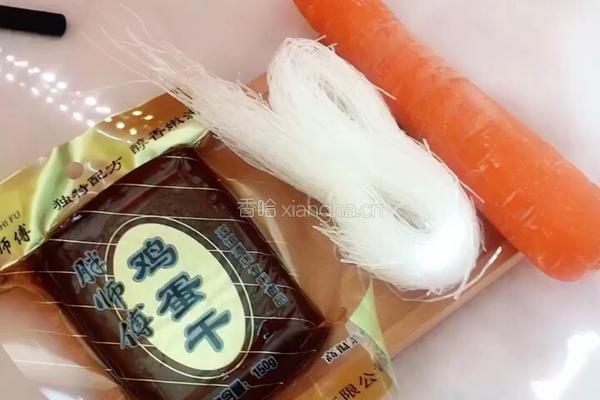 鸡蛋干蒸粉丝的做法图解1