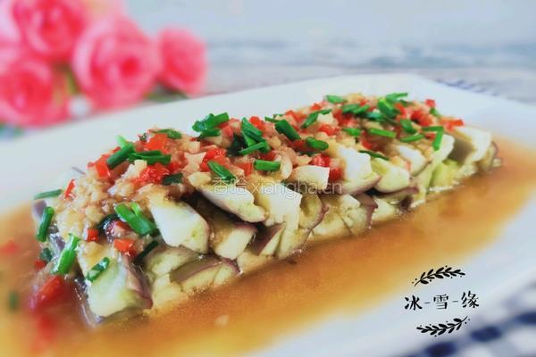 蒜蓉茄子的做法图解1