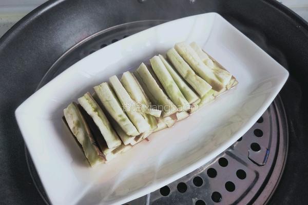 蒜蓉茄子的做法图解4