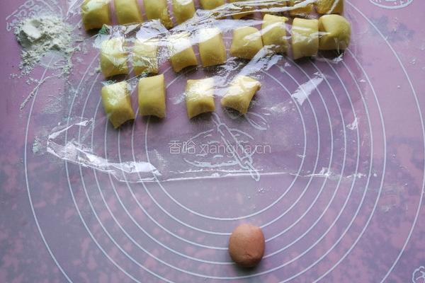 小黄鸡和小黄鸭～啊呜一口吃掉它的做法图解3
