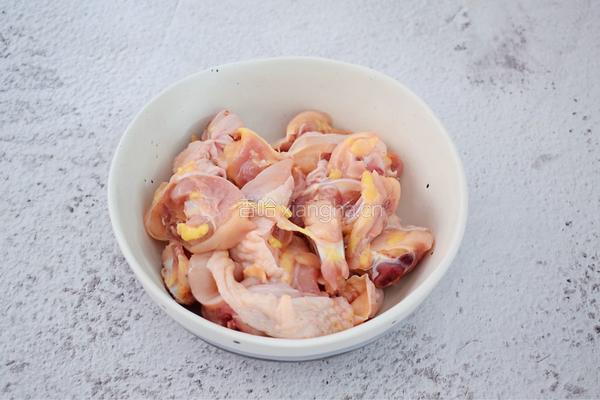 香菇蒸鸡的做法图解4