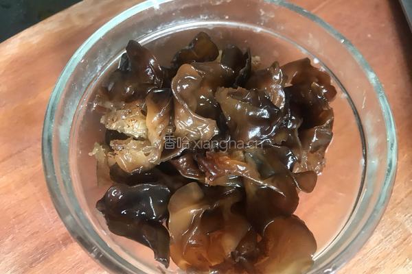 虾米油菜薹的做法图解1