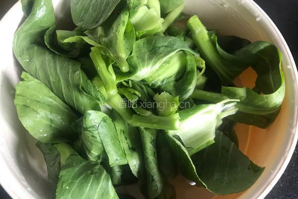 虾米油菜薹的做法图解2