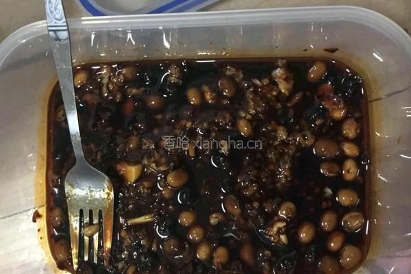 老干妈拌金针菇杏鲍菇的做法图解3