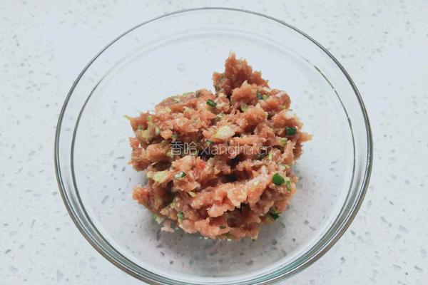 丝瓜酿肉的做法图解2