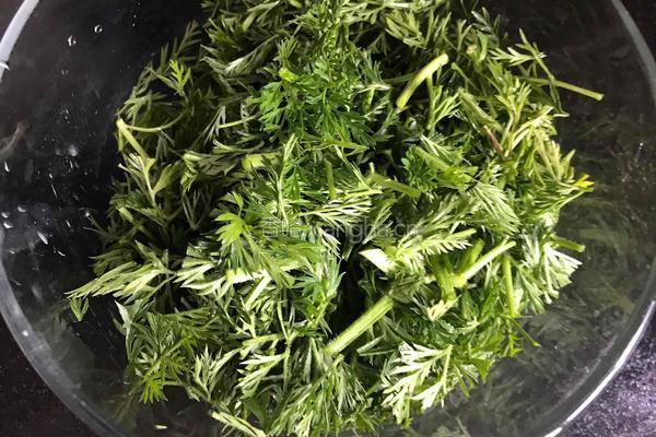 蒸胡萝卜茵的做法图解2