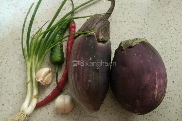 清蒸茄子的做法图解1