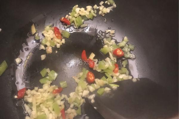 椒盐鸭头的做法图解9