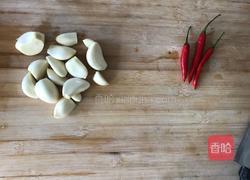 蒜蓉金针菇蒸虾的做法图解1