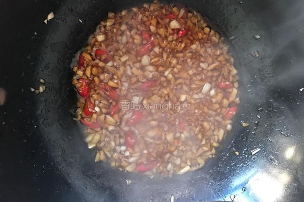 蒜蓉粉丝蒸扇贝的做法图解4