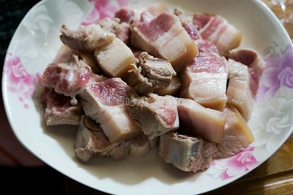 兰花豆干烧肉的做法图解2