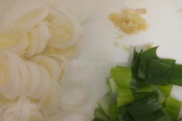黄瓜炒鸡的做法图解3