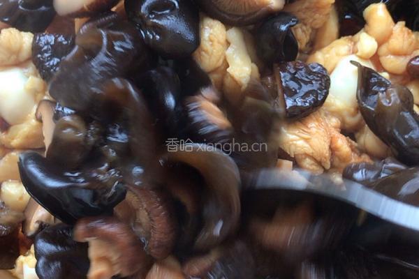 香菇木耳蒸鸡块的做法图解7