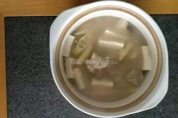 三鲜大骨豆腐汤的做法图解4