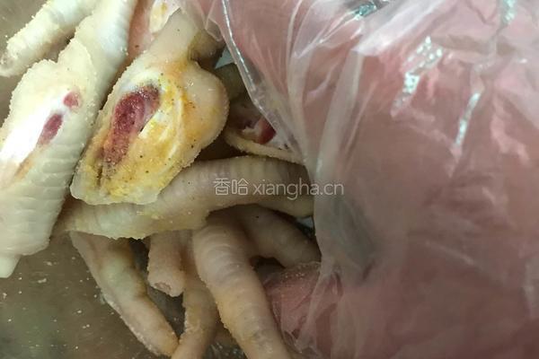 盐焗鸡爪的做法图解6