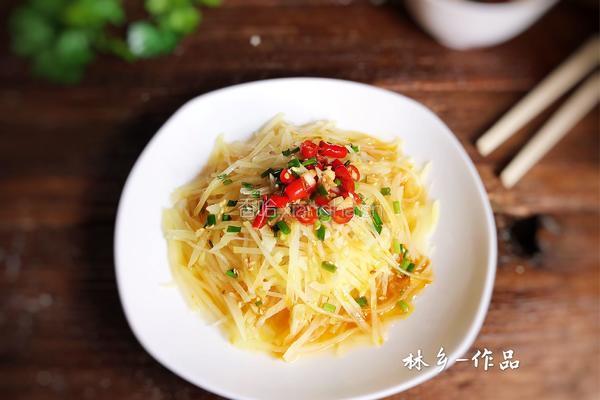 蒸酸辣土豆丝的做法图解12