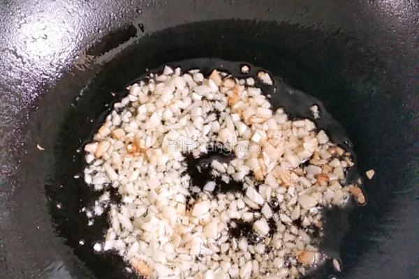 蒜蓉蒸金针菇的做法图解3