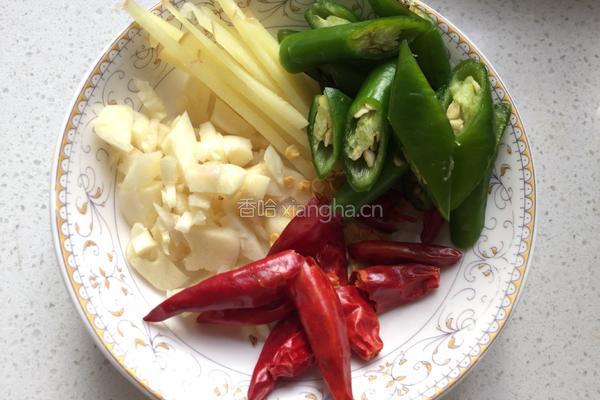 口蘑炒肉的做法图解3