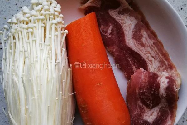 培根金针菇卷的做法图解1