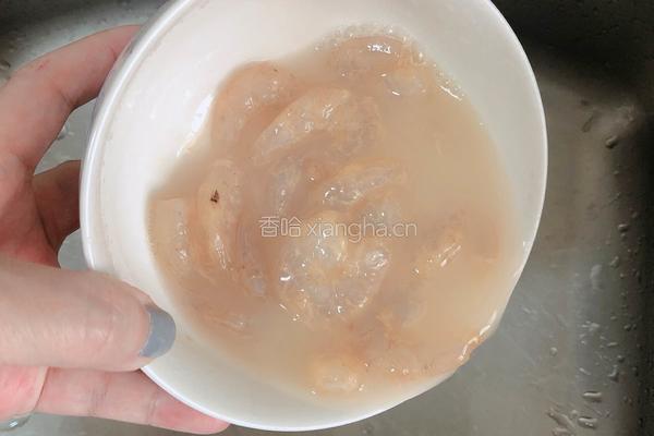  金汤虾仁豆腐羹的做法图解5