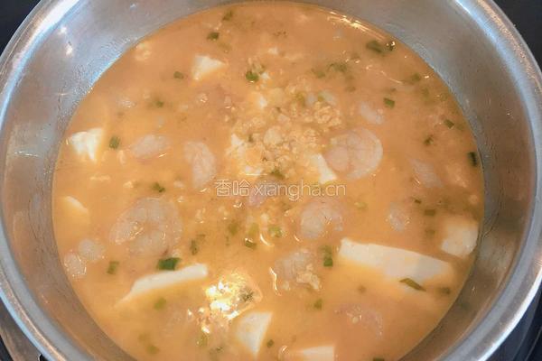  金汤虾仁豆腐羹的做法图解16