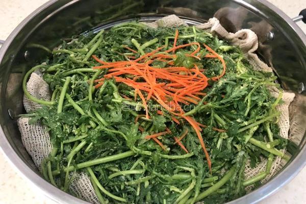粉蒸山野菜的做法图解10