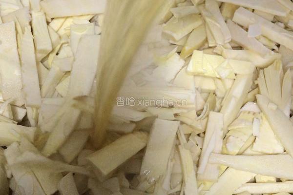雪菜焖笋的做法图解9