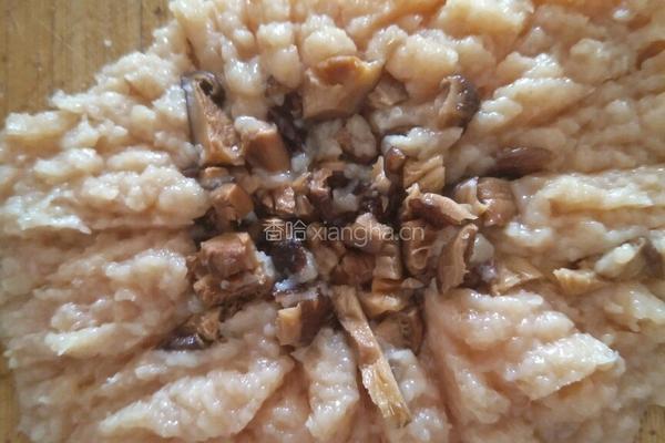 蒸鸡肉黄瓜卷的做法图解3