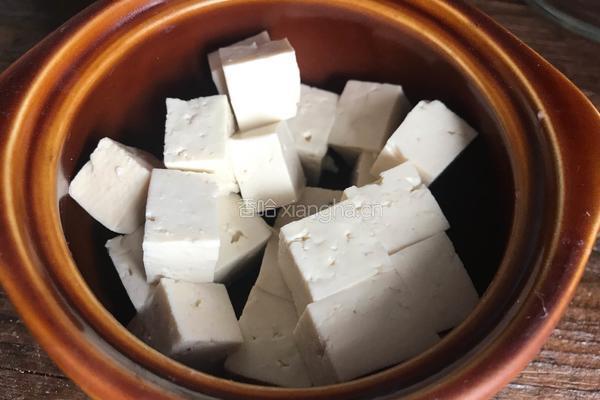 艾叶豆腐汤的做法图解3