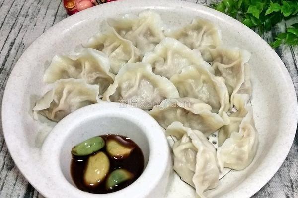 猪肉土豆饺子的做法图解6