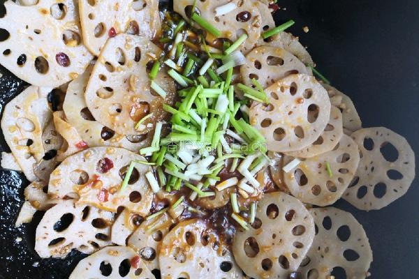 糖醋藕片的做法图解9