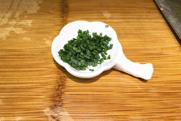 蒜蓉粉丝蒸带子的做法图解4