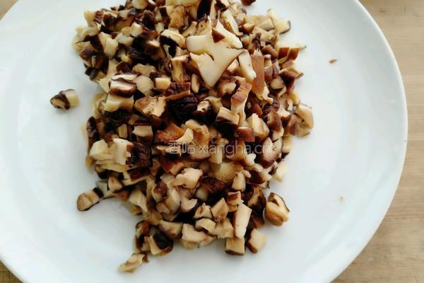 雪菜蒸香菇的做法图解3