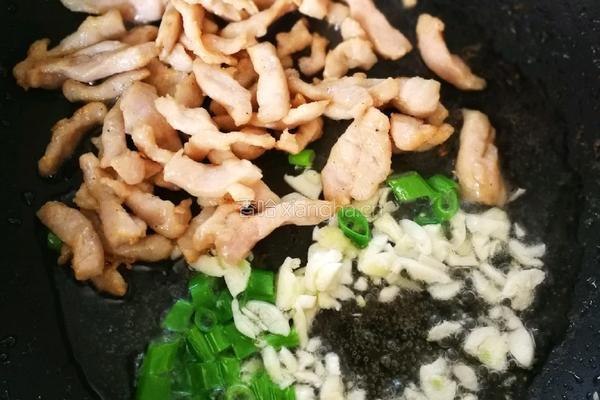 干豆腐炒青椒的做法图解6