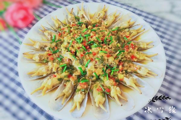 蒜蓉蒸蛏子的做法图解1