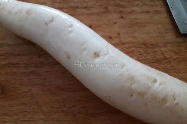 脆腌酸辣萝卜的做法图解1