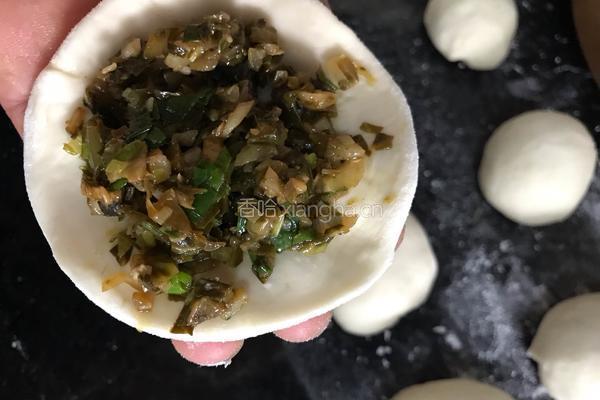 莲藕酸菜馅包子的做法图解17