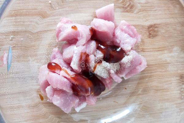 菠萝咕噜肉的做法图解3