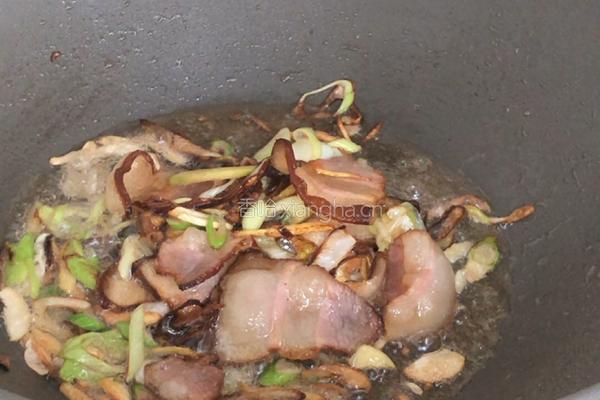 腊肉茄子煲的做法图解9