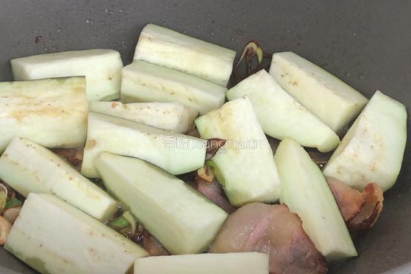 腊肉茄子煲的做法图解10