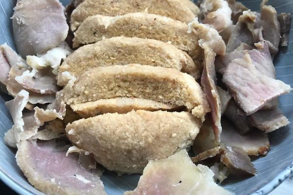 腊肉炖霉豆渣的做法图解4